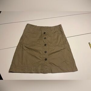 Tommy Hilfiger size 10 dark beige button down skirt tan colored
